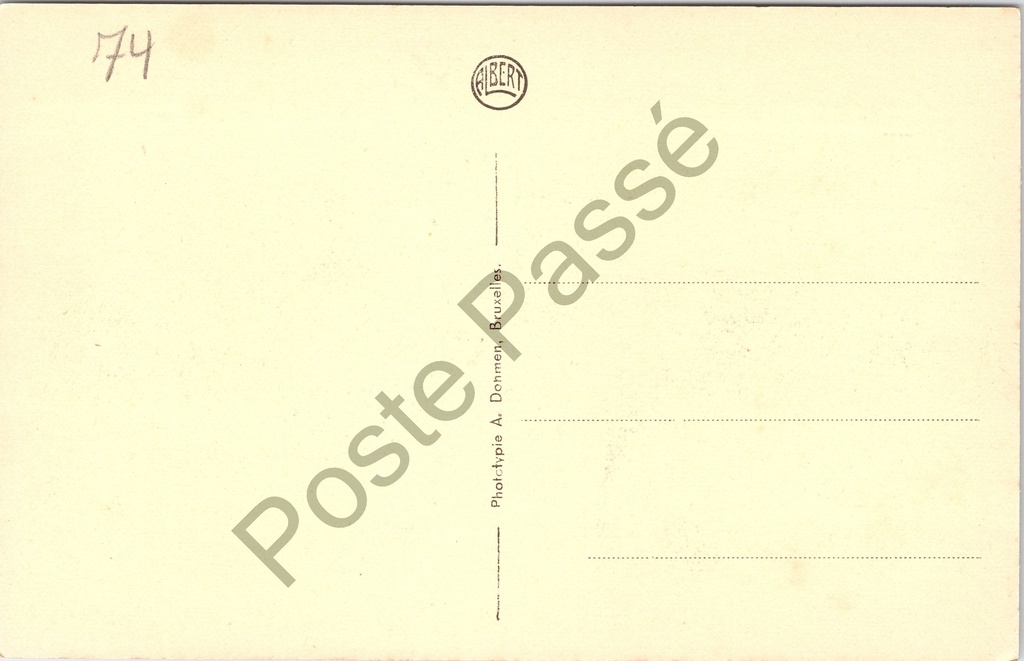 Oostende - "La Digue" - Zeedijk met zeefront en strand – achterzijde van de originele postkaart