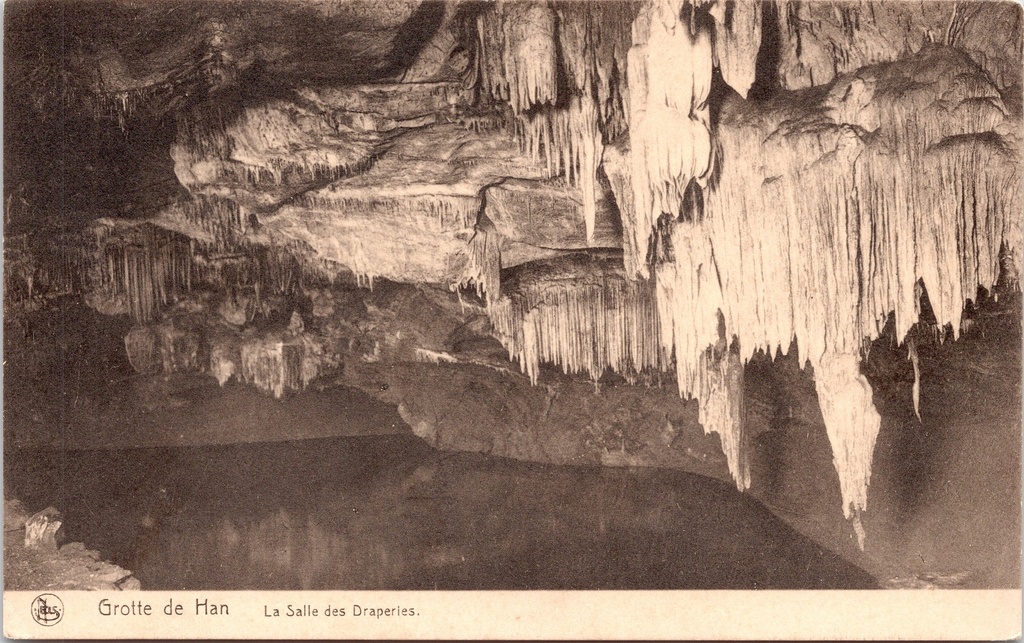 Rochefort - "La Salle des Draperies" - Grotten van Han, de Draperie-zaal – achterzijde van de originele postkaart