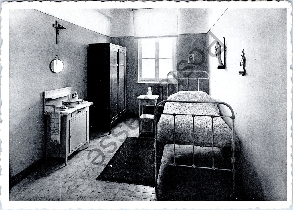 Oudenaarde - "Slaapkamer van intern." - Slaapkamer van een internaat – achterzijde van de originele postkaart