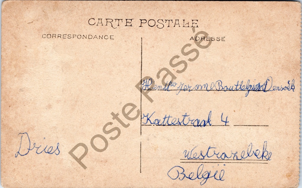Dinant - "Place de l'Hôtel de Ville" - Stadhuisplein in ruïnes – achterzijde van de originele postkaart