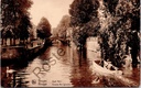 Bruges - "Quai Vert. Groene Rei (canal)". - Vue du canal Groene Rei avec un cygne et une barque.
