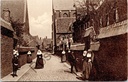 Gand - "Béguinage - d'Arenbergstraat" - Béguines dans l'Arenbergstraat du béguinage de Sint-Amandsberg
