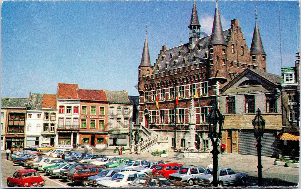 [Geraardsbergen0304] Geraardsbergen - "L'Hôtel de Ville de Geraardsbergen" - Stadhuis met gotische De Marbol-fontein