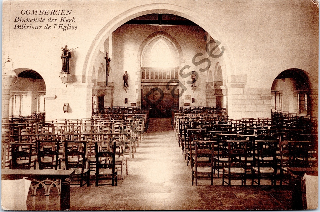 Oombergen - "Binnenste der Kerk / Intérieur de l'Eglise" - Interieur van de kerk