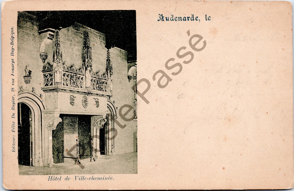 [Oudenaarde0232] Audenarde - Hôtel de Ville-cheminée - Cheminée de l'hôtel de ville