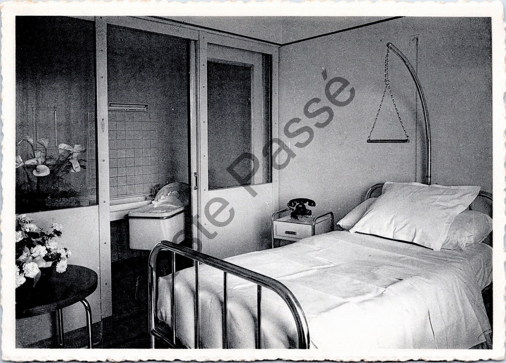 [Deinze1 (35)] Deinze - "Sint-Vincentiuskliniek - Reception room" - Patient room Sint-Vincentiuskliniek