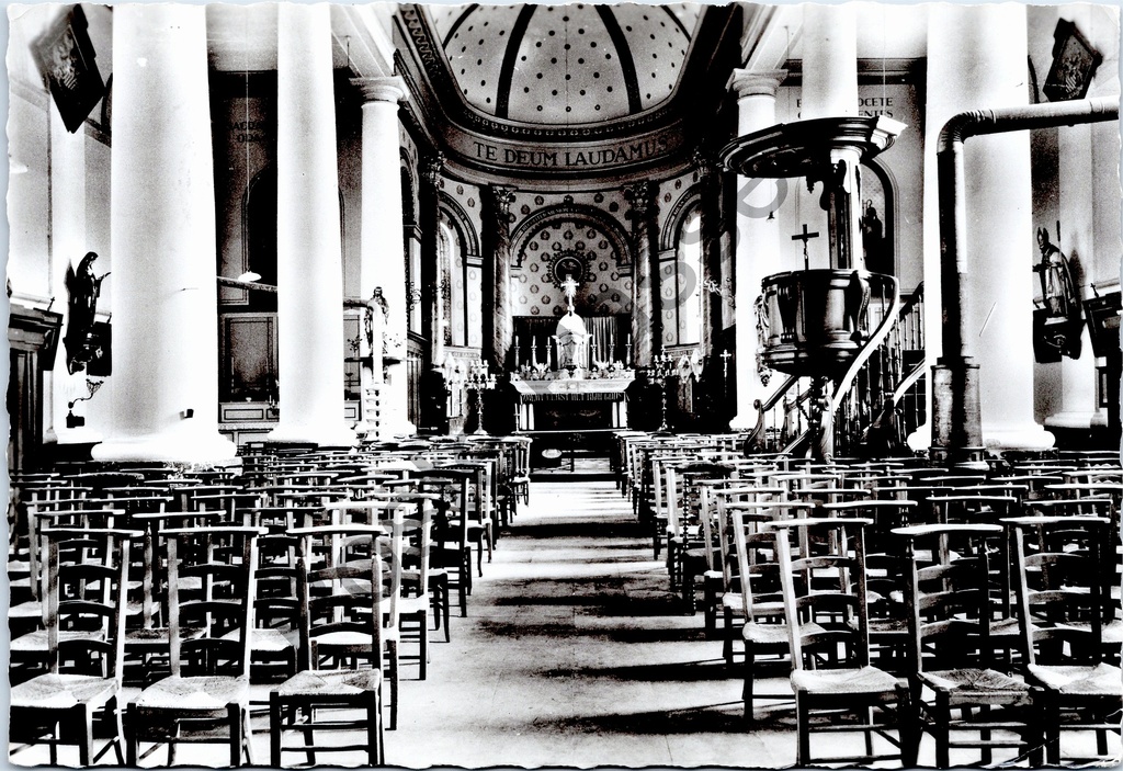 [Deinze1 (25)] Bachte-Maria-Leerne - "Ooidonk Castle - Stairs, French stone" - Interior of church with Te Deum Laudamus