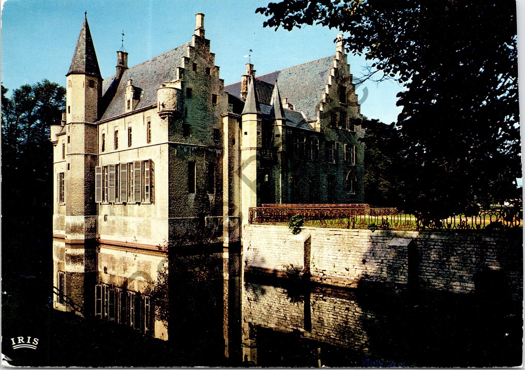 [Beveren-Kruibeke-Zwijndrecht0186.jpg] Beveren - "Hof te Walle" - Waterburcht met slotgracht