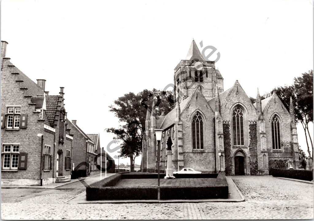 [Beveren-Kruibeke-Zwijndrecht0196.jpg] Beveren - "St.-Audomaruskerk en Gemeentehuis" - Kerk en gemeentehuis op de markt
