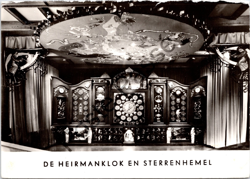 [Sint-Niklaas0318.jpg] Sint-Niklaas - "De Heirmanklok en Sterrenhemel" - Astronomisch uurwerk in Kasteel Walburg