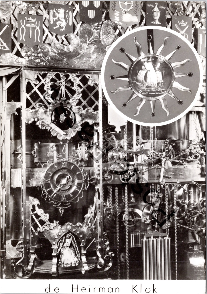 Sint-Niklaas - "de Heirman Klok" - Astronomisch uurwerk Kasteel Walburg, detail achterzijde mechanisme