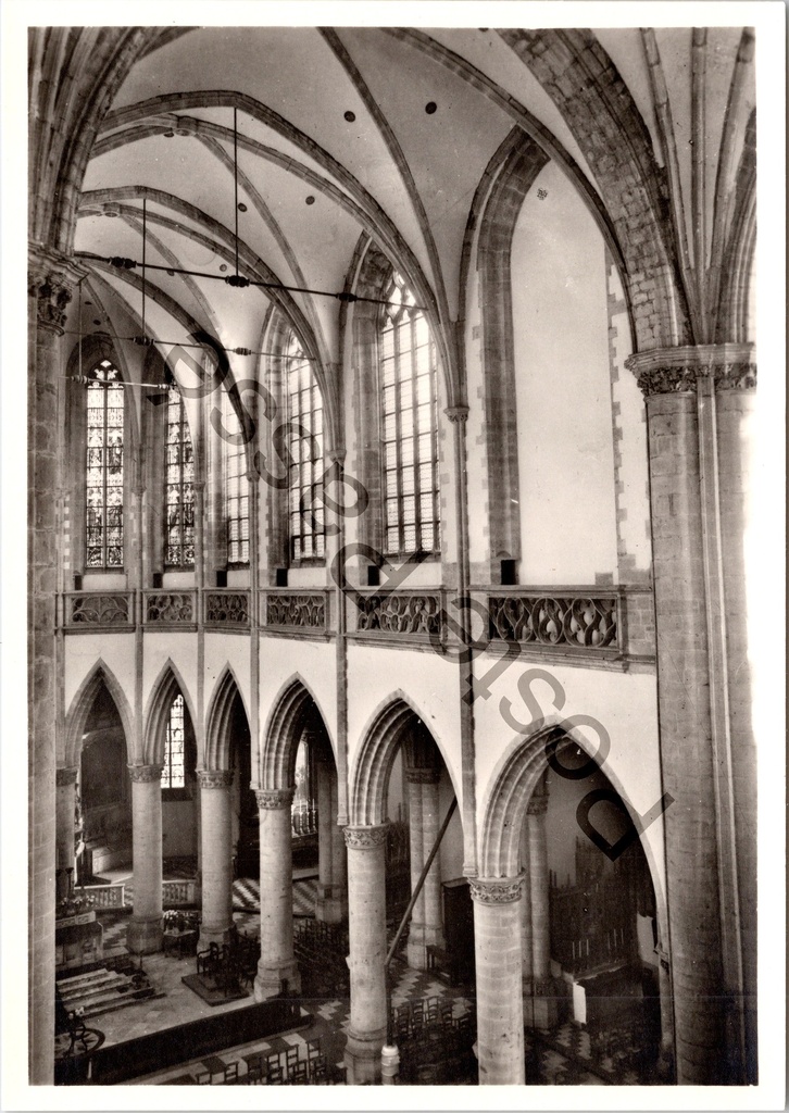 Aalst - "Sint-Martinuskerk. Het koor, naar het ZO." - Interieur van het koor van de Sint-Martinuskerk