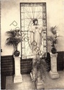 Aalst - "De grote Opvoeder / L'Educateur-Modèle" - Sacré-Cœurbeeld met glas-in-loodpaneel, Instituut St-Vincentius à Paulo, Gijzegem