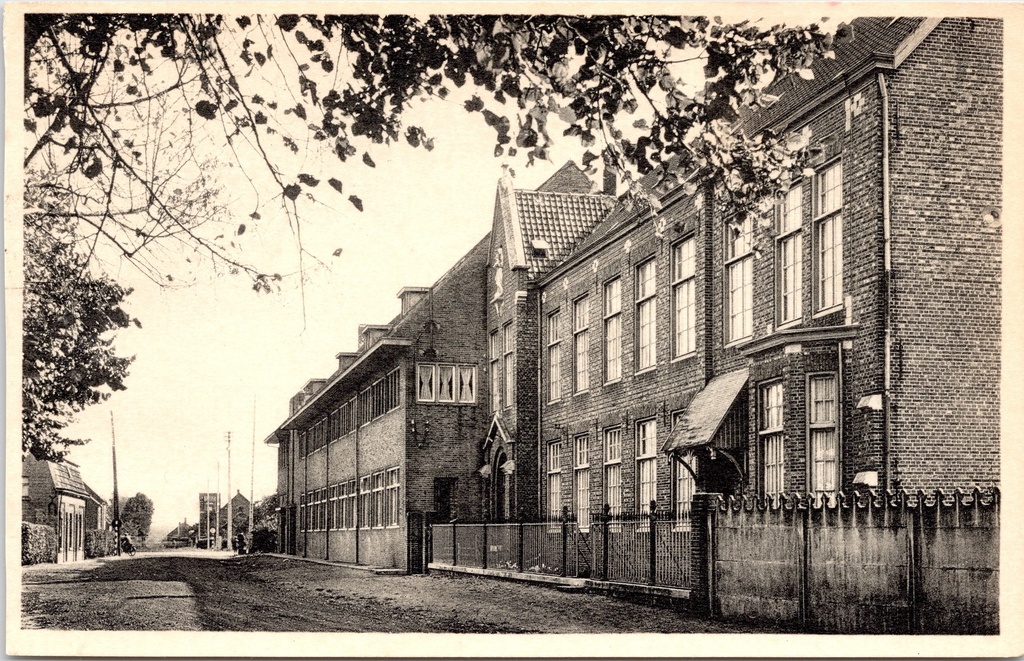 [Ravels0867] Ravels - « Notre-Dame de la Campine » - École en plein air pour filles fragiles, façade