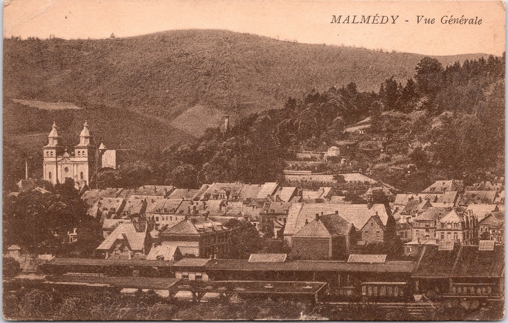 Malmedy - « Vue générale » - Vue panoramique générale de la ville avec l'église et la gare