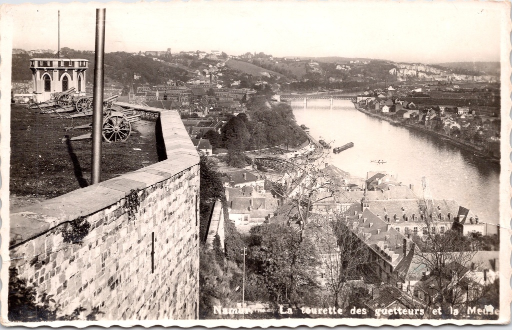 [Namen1143] Namur – “La tourette des guetteurs et la Meuse” – Watchtower of the citadel overlooking the Meuse