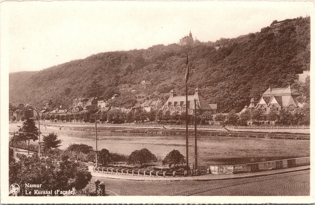 Namur - "Le Kursaal (Façade)" - Gevel van het Kursaal met de Maasvallei