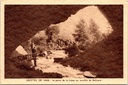 Rochefort - "GROTTES DE HAN : la perte de la Lesse au gouffre de Belvaux" - Grotten van Han, verdwijning van de Lesse in de afgrond van Belvaux
