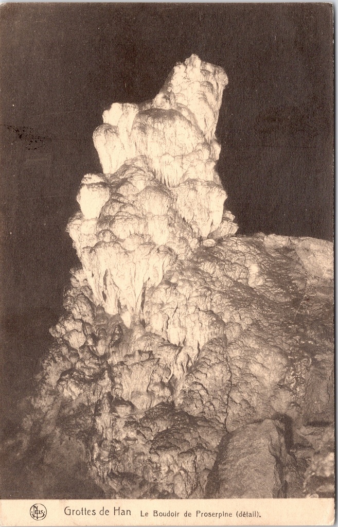 [Rochefort1341] Rochefort - « Le Boudoir de Proserpine » - Détail d'une stalagmite dans les Grottes de Han