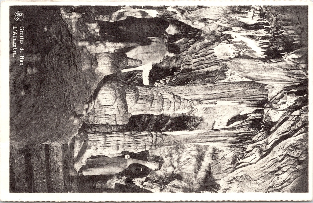[Rochefort1355] Rochefort - « Grottes de Han - L'Alhambra » - Grottes de Han, la salle de l'Alhambra avec ses stalactites et ses stalagmites