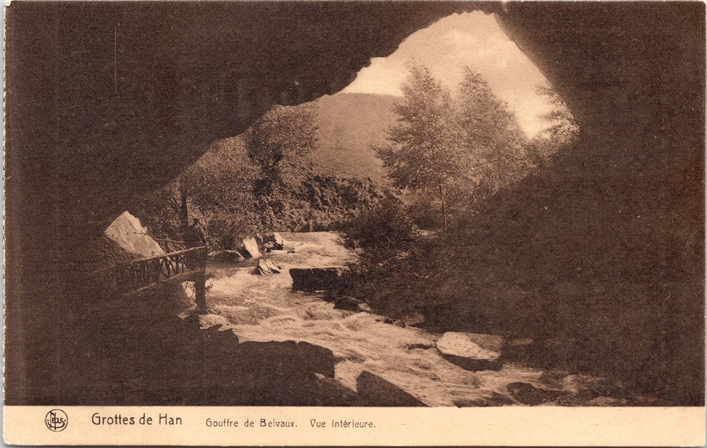 [Rochefort1449] Rochefort – “Grottes de Han — Gouffre de Belvaux. Interior view.” – Han Caves, interior view of the Belvaux chasm with river