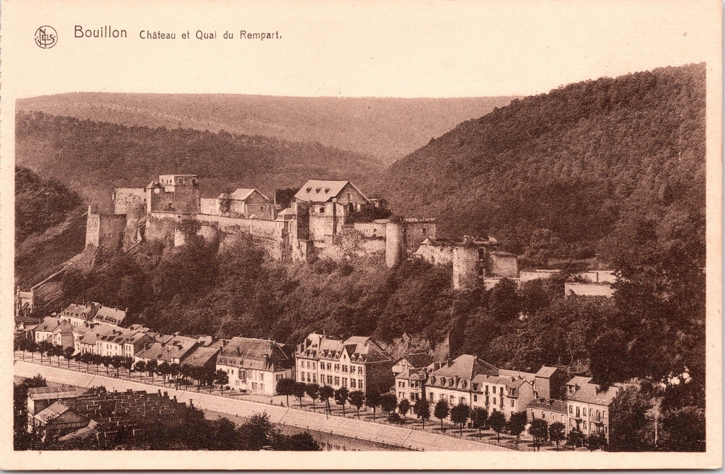 [Bouillon1531] Bouillon - « Château et Quai du Rempart » - Panorama du château et du Quai du Rempart