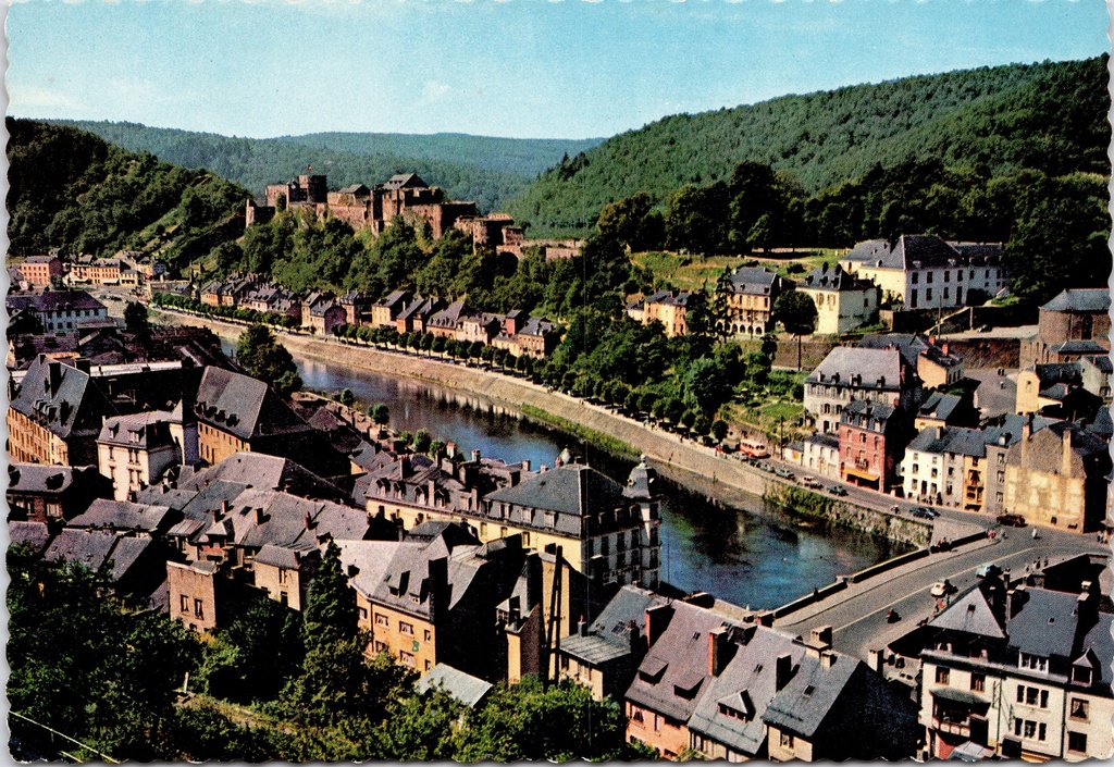 [Bouillon1581] Bouillon – “Vue Générale” – General view of the town and castle along the Semois