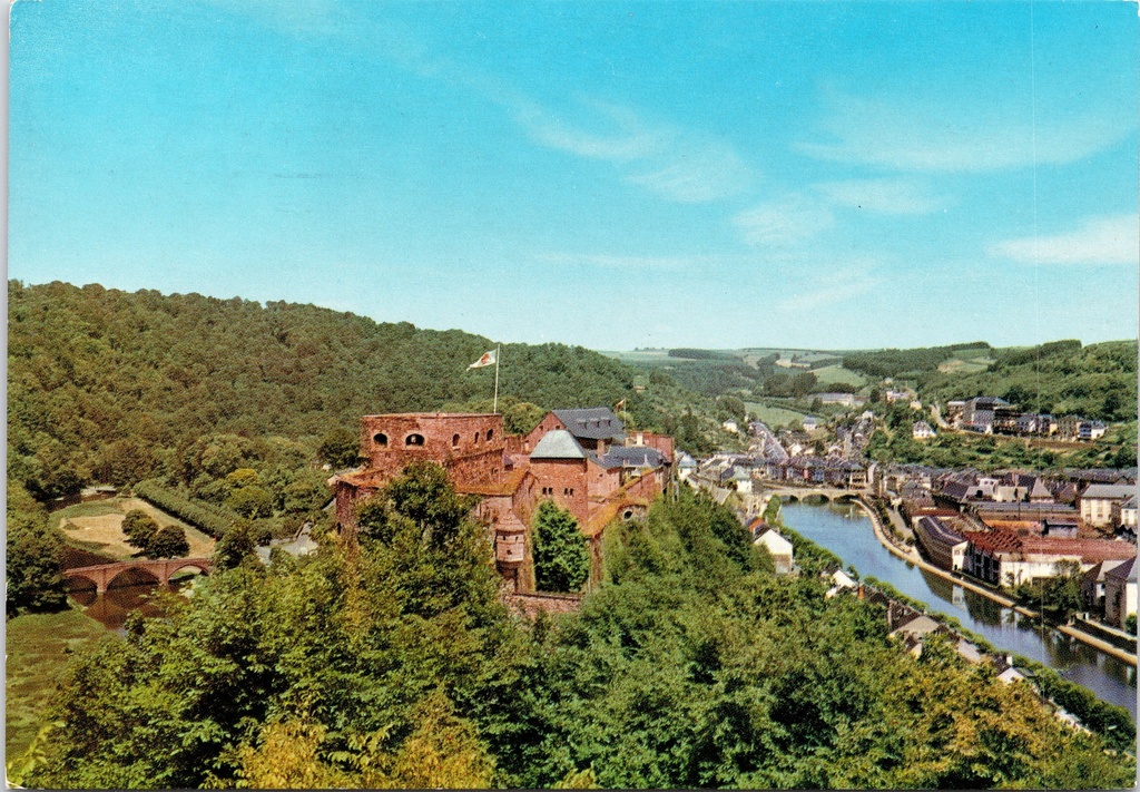 [Bouillon1609] Bouillon - « Panorama » - Vue panoramique sur le château et la ville le long de la Semois