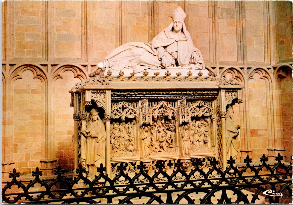 [saint-hubert1633] Saint-Hubert - « La Basilique - Crypte romane (XIe s.) » - Crypte romane abritant la tombe de l'évêque