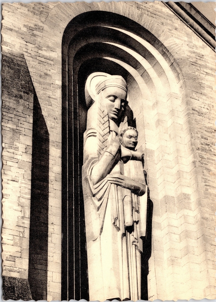[A1705] Florenville - "Notre-Dame d'Orval" - Abdij van Orval, reliëfsculptuur Madonna met kind