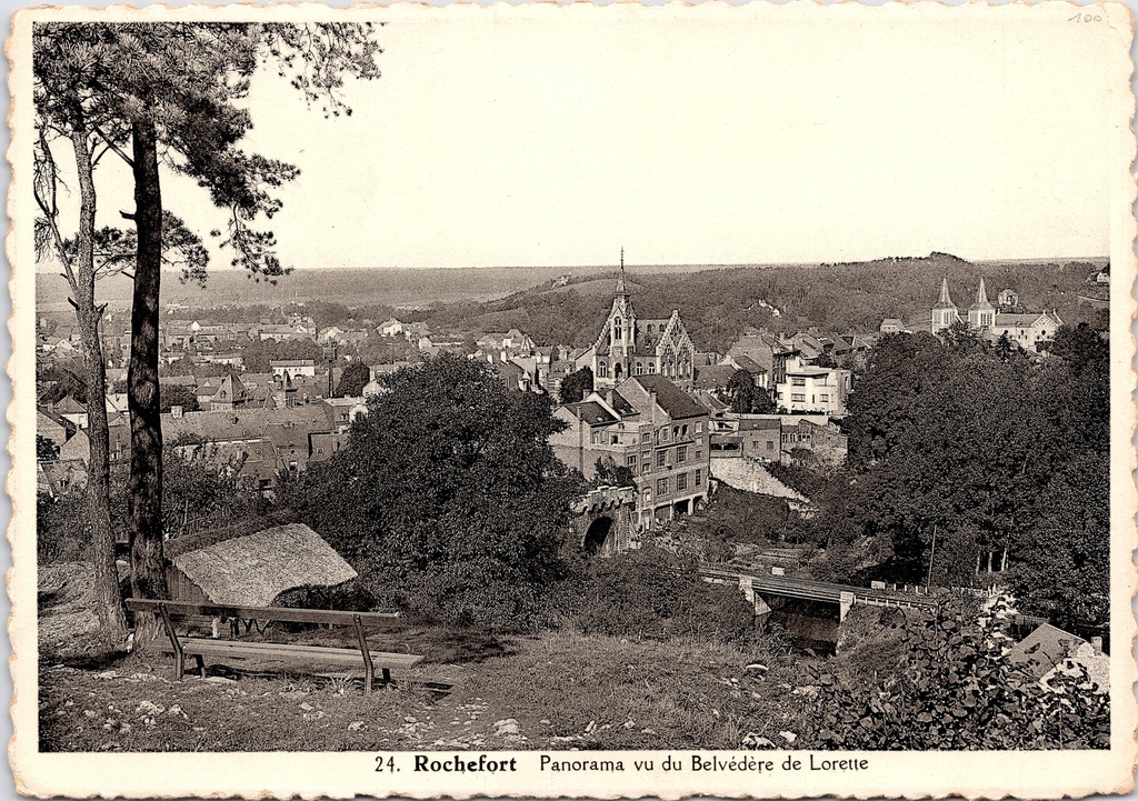 Rochefort - "Panorama vu du Belvédère de Lorette" - Panoramisch stadsgezicht vanaf het Lorette-belvedère