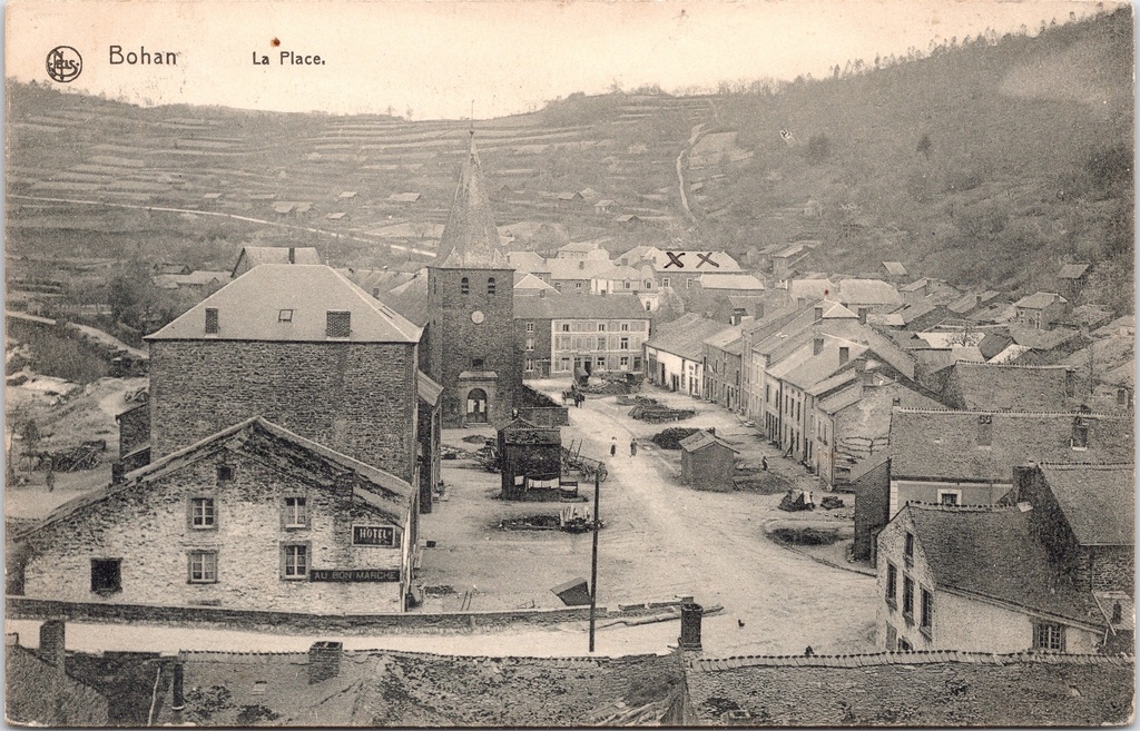 [G1751] Vresse-sur-Semois - "Bohan - La Place" - Dorpsplein van Bohan aan de Semois