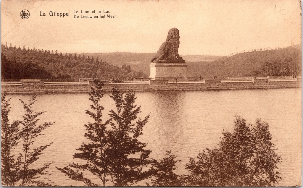 Jalhay - "Le Lion et le Lac" - Leeuw op de dam van het meer van La Gileppe
