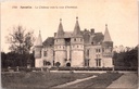Yvoir – “Le Château vers la cour d’honneur” – Spontin Castle, view of the main courtyard