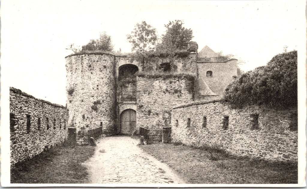 Bouillon - "Entrée du Chateau" - Ingang van het Kasteel van Bouillon