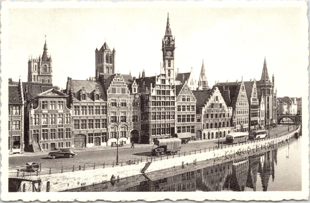 Gent - "Graslei" - Historische Grasleikaai met gildehuizen langs de Leie