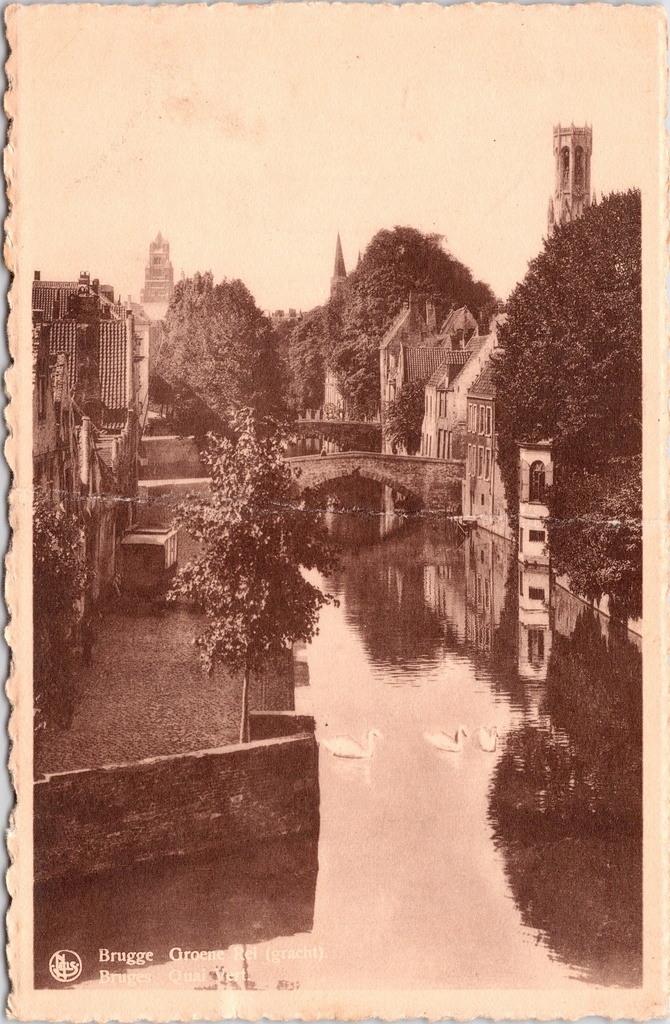 Brugge - "Grootseminarie" - Groot Seminarie met vijver en zwanen