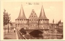 Gand - « Het Rabot » - Porte médiévale de la ville avec deux tours rondes
