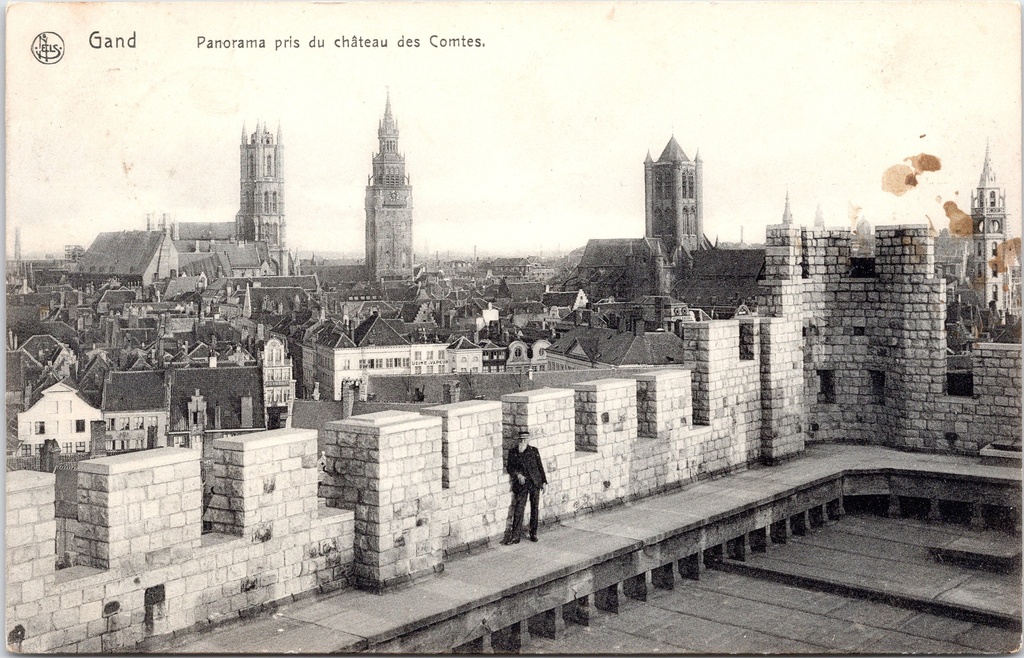 Gent - "Panorama pris du château des Comtes" - Panorama vanop het Gravensteen