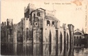 Gent - "Le Château des Comtes" - Het Gravensteen omgeven door water