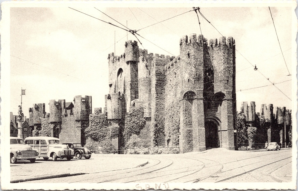 Ghent – “Château des Comtes / ’s Gravensteen” – Gravensteen medieval castle