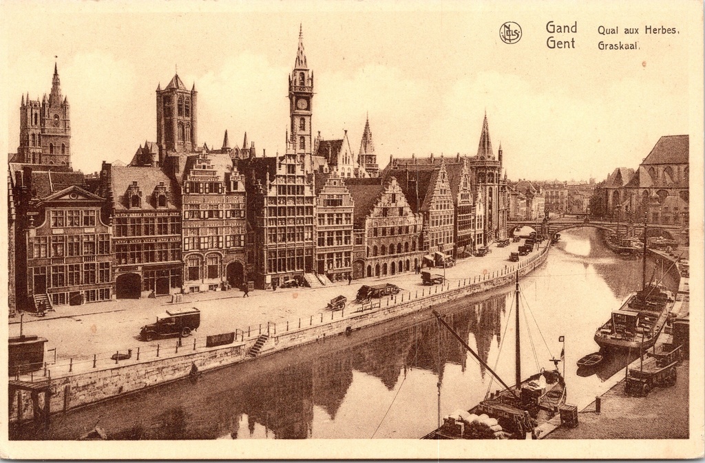 Gent - "Quai aux Herbes. Graskaal" - Zicht op de Graslei met historische gildehuizen en Leie