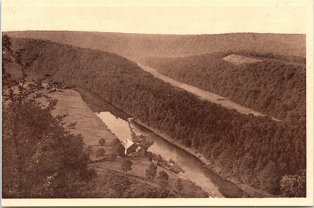 Herbeumont – “La Presqu’Ile vue du Château” – The Peninsula as seen from the castle