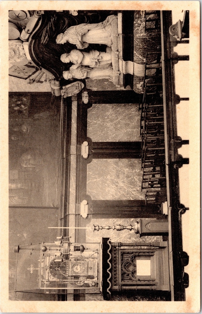 Hoogstraten – “Chapel of the Holy Blood with reliquary” – Chapel of the Holy Blood with reliquary and the Van Salm mausoleum