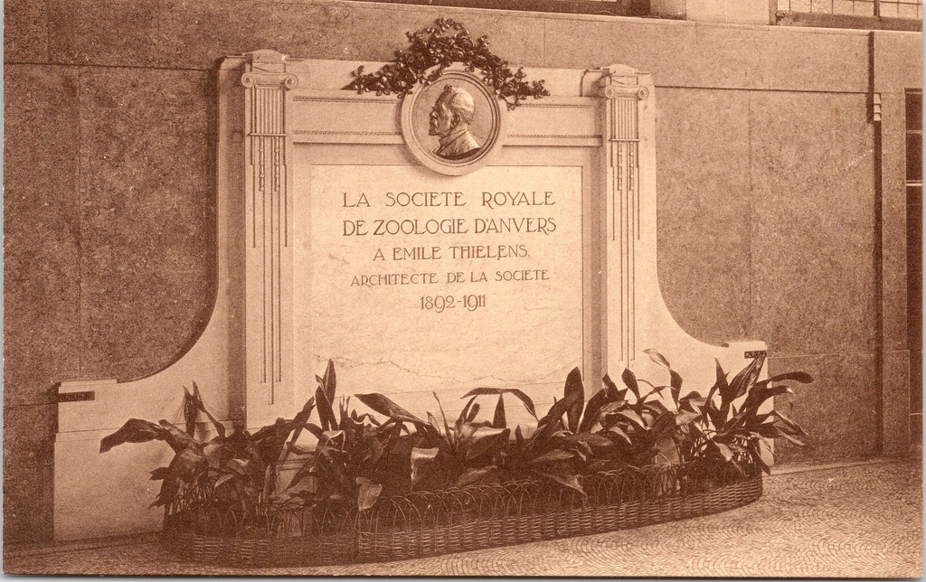 [I2585] Antwerp – “Aquarium – Mémorial Thielens” – Emile Thielens commemorative plaque at the zoo