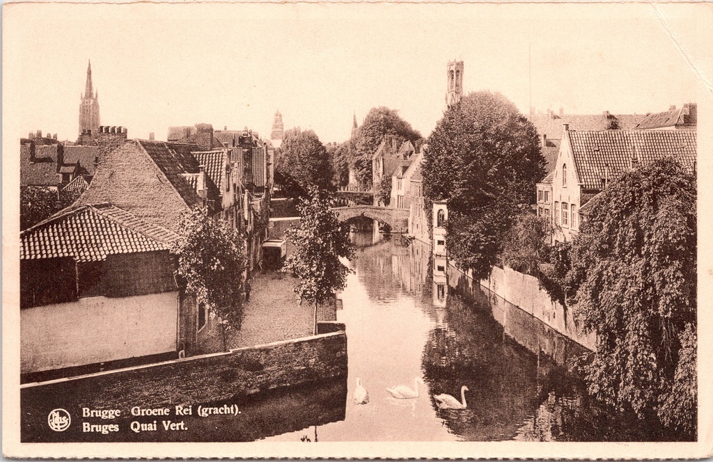 Brugge - "Groene Rei (gracht)" - Zicht op het kanaal Groene Rei met zwanen