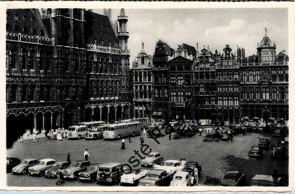 [Brussel0462] Brussels - "La Bourse" - The Stock Exchange building with Grand Place
