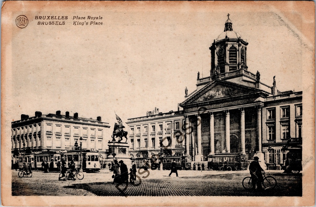 [Brussel0420] Bruxelles - "Place Royale" - Place Royale avec l'église Saint-Jacques-op-Coudenberg et la statue de Godefroi de Bouillon